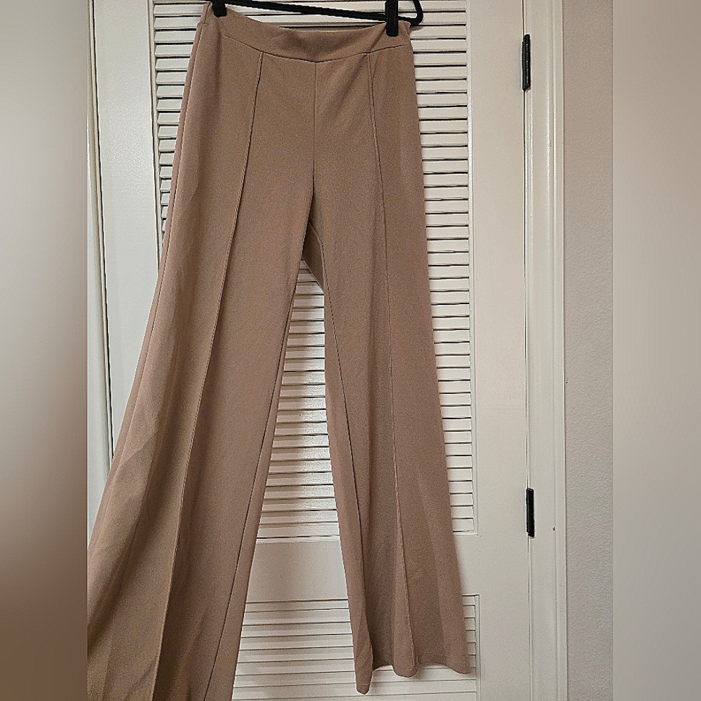 Fashion Nova - (Plus-Size) Tan Lightweight Wide-Leg Pants With Back Zipper